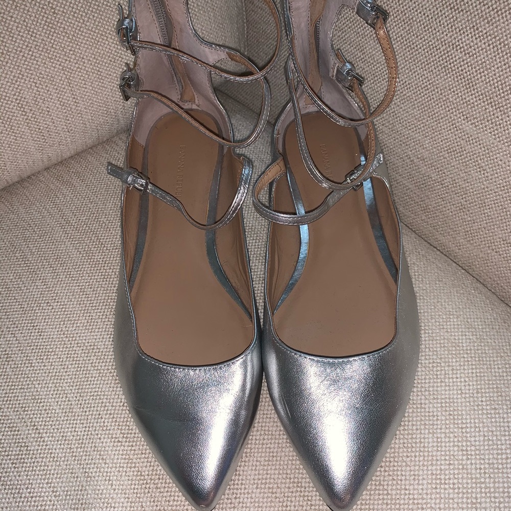 Silver metallic 3-ankle strap Banana Republic 8.5